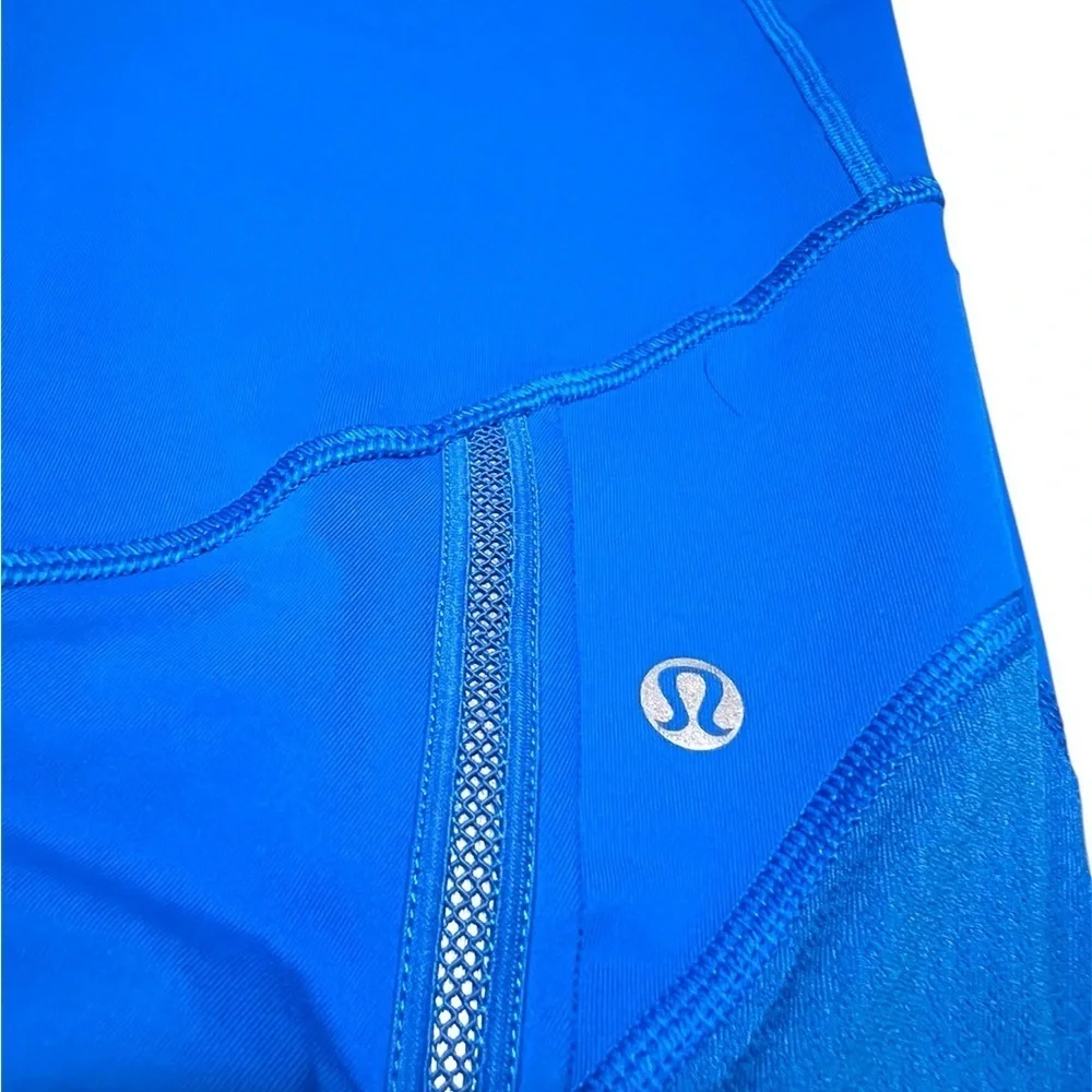 Lululemon Blue Floral Capri Leggings Sz/4